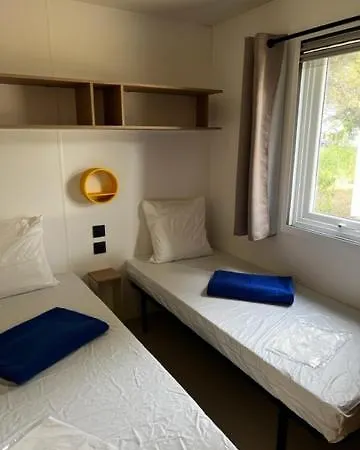 Camping De L'Arnel Villeneuve-les-Maguelonne Room photo